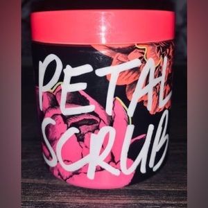 Victoria’s Secret body polish